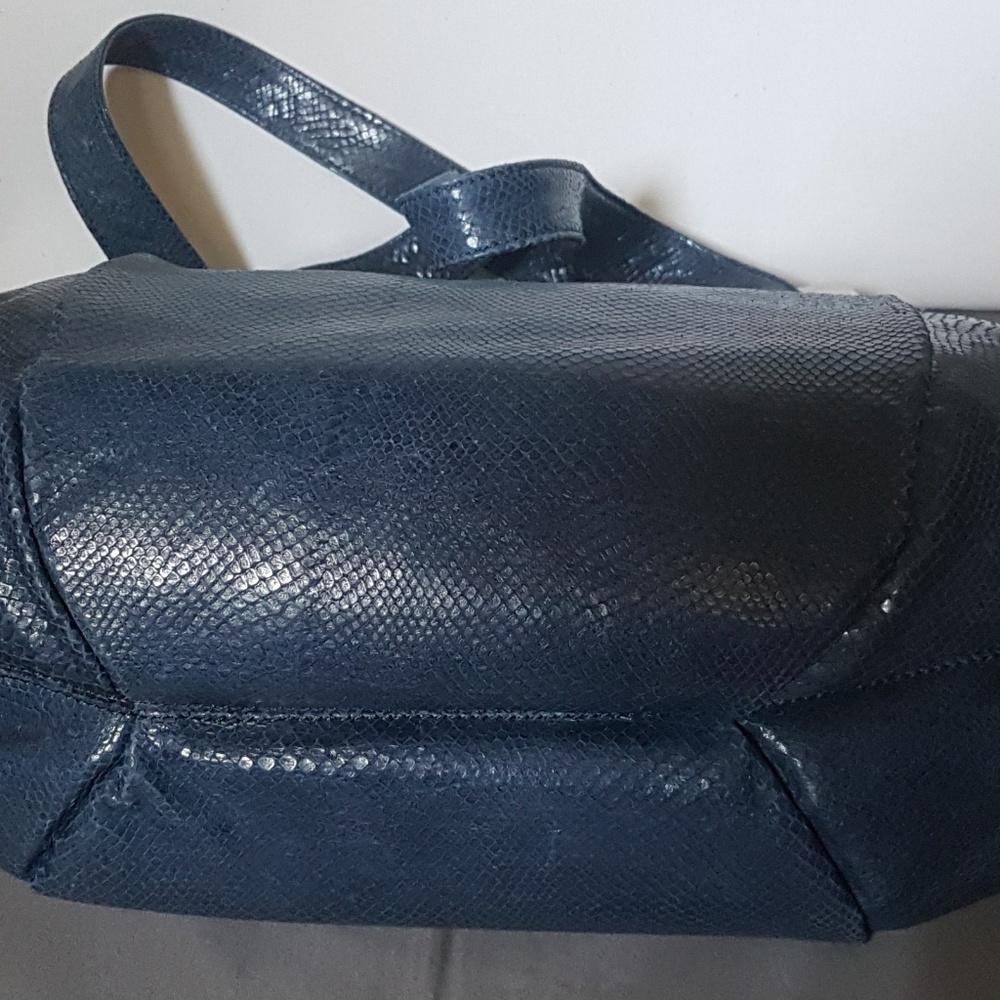 Handbag - Picture 8 of 8